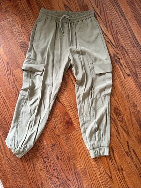 Women’s Olive Cargo silk Jogger Pants